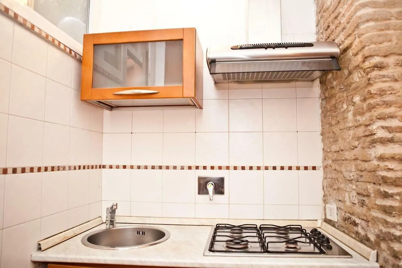 The Heart Of Trastevere Rome Apartment
